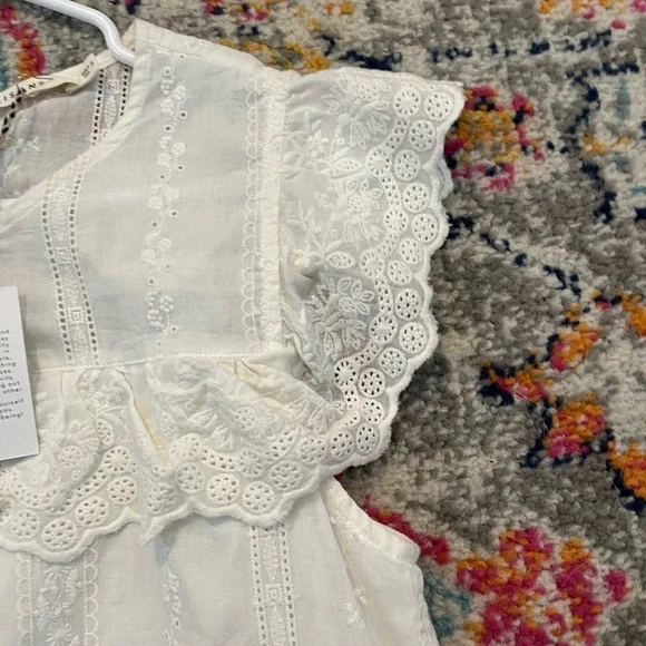 NWT ⭐️ Ellison Off White Eyelet Lace Shift Dress Size Small - Picture 11 of 16